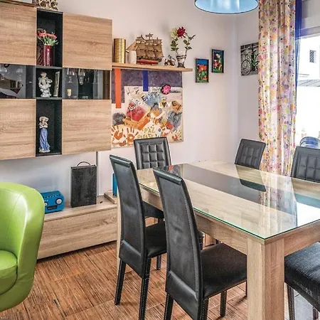 Villa Caravan 6 People 7 Kms Lloret De Mar