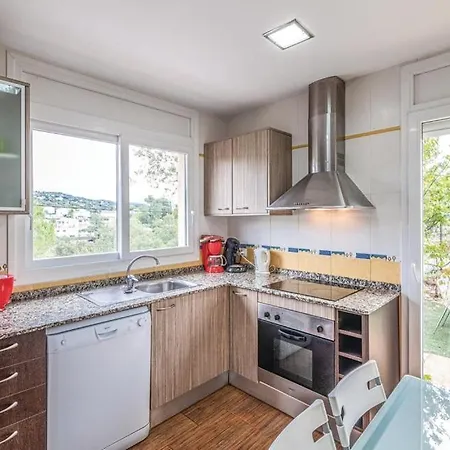 Caravan 6 People 7 Kms Lloret De Mar Villa Vidreres