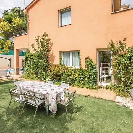 Villa Caravan 6 People 7 Kms Lloret De Mar *
